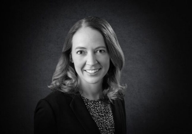 GRV-BW-WEB-1808x800-erin-dickerson